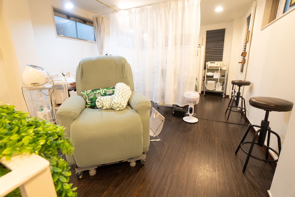 FACE OF Azusa新橋店