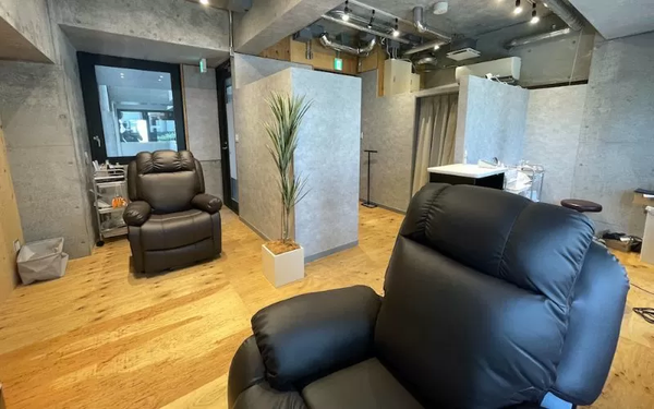 メンズ眉毛サロンラボ渋谷店